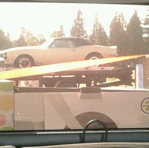 Meet your Posher, Bobby