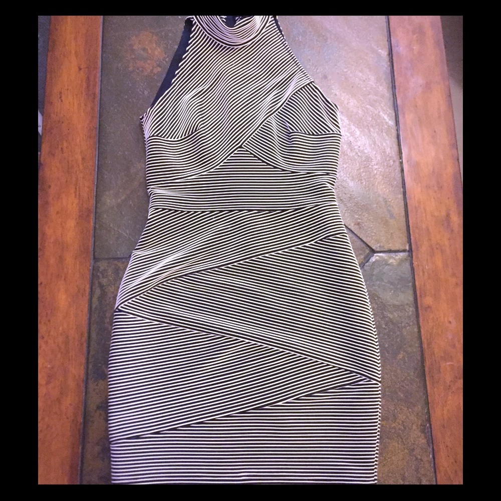 Cache Zig Zag Classy Cool dress