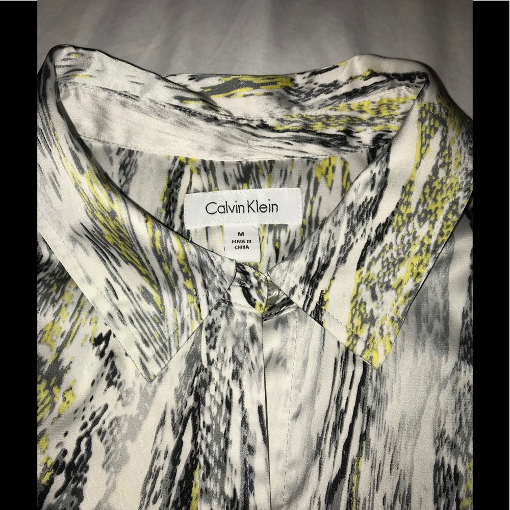 Calvin Klein multi colored blouse - Picture 5 of 5