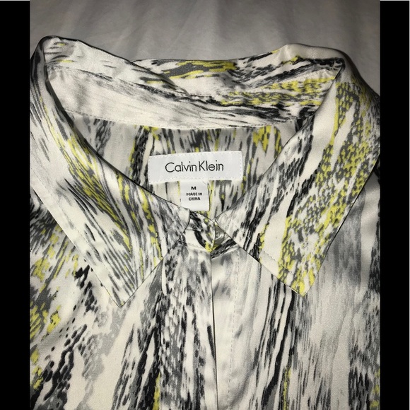 Calvin Klein multi colored blouse - Picture 5 of 5