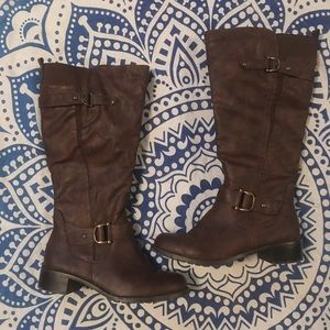Brown wide calf riding boots size 7.5