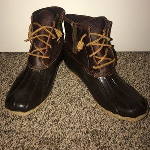 Women’s Sperry duck boots