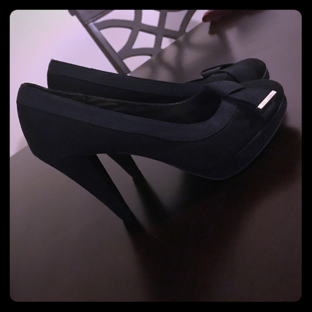 Black pumps 👠