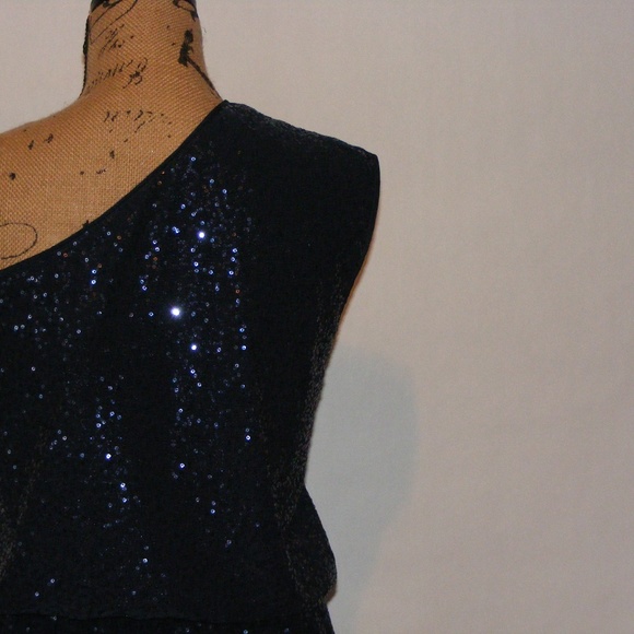 TIBI NAVY BLUE SEQUIN DRESS - Picture 5 of 7