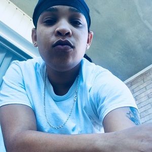 Meet your Posher, Latoya