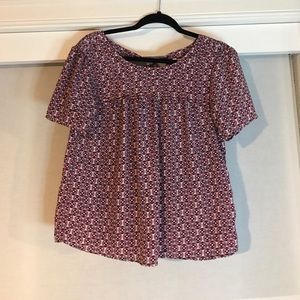 Short sleeved ladies blouse
