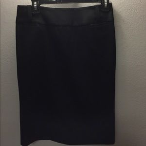 Dolce & Gabbana black pencil skirt.