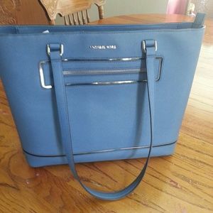 Michael Kors Large Frame Out NS Tote