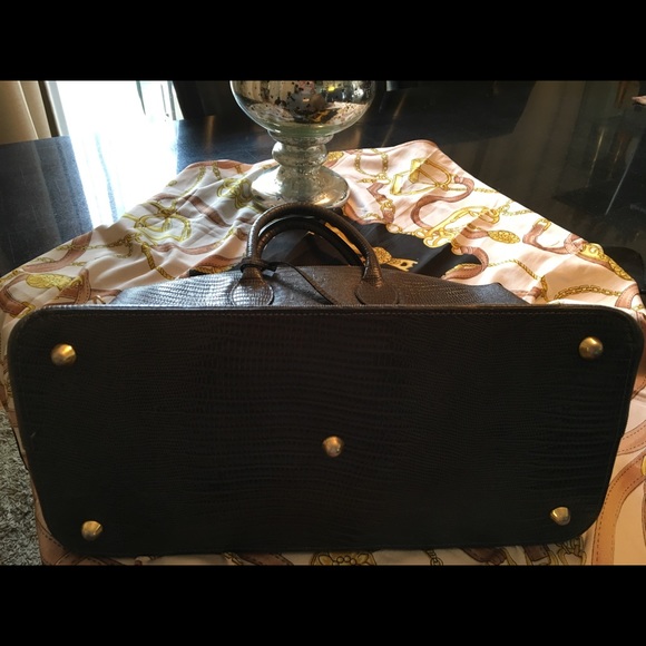 ✨Beautiful Valentino bag✨ - Picture 6 of 6