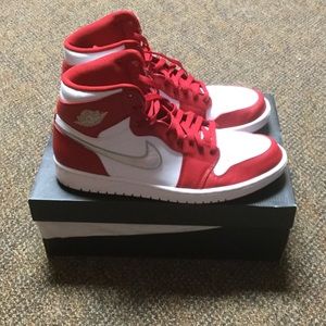 Men's Nike Classic Air Jordan Silver Swoosh