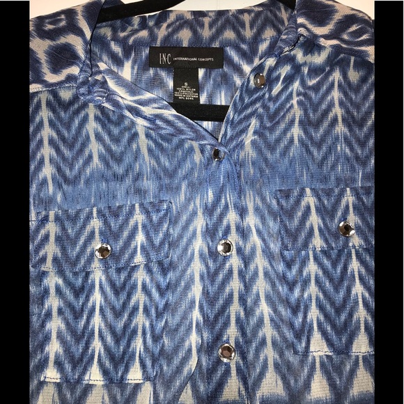 Multi colored blouse - Picture 2 of 4