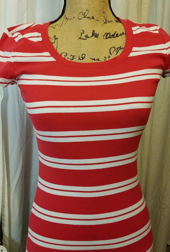 2 for 1 Tommy Hilfiger t-shirts