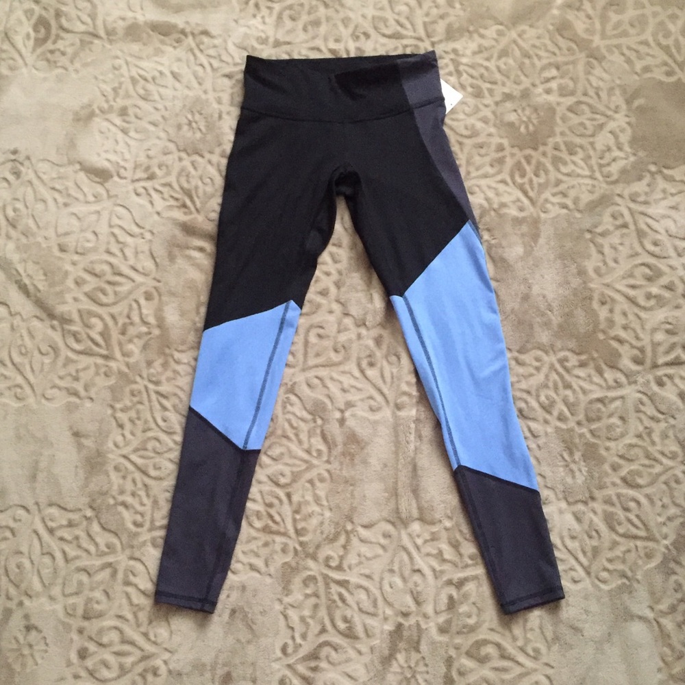 NWOT Black/Blue/Grey Leggings