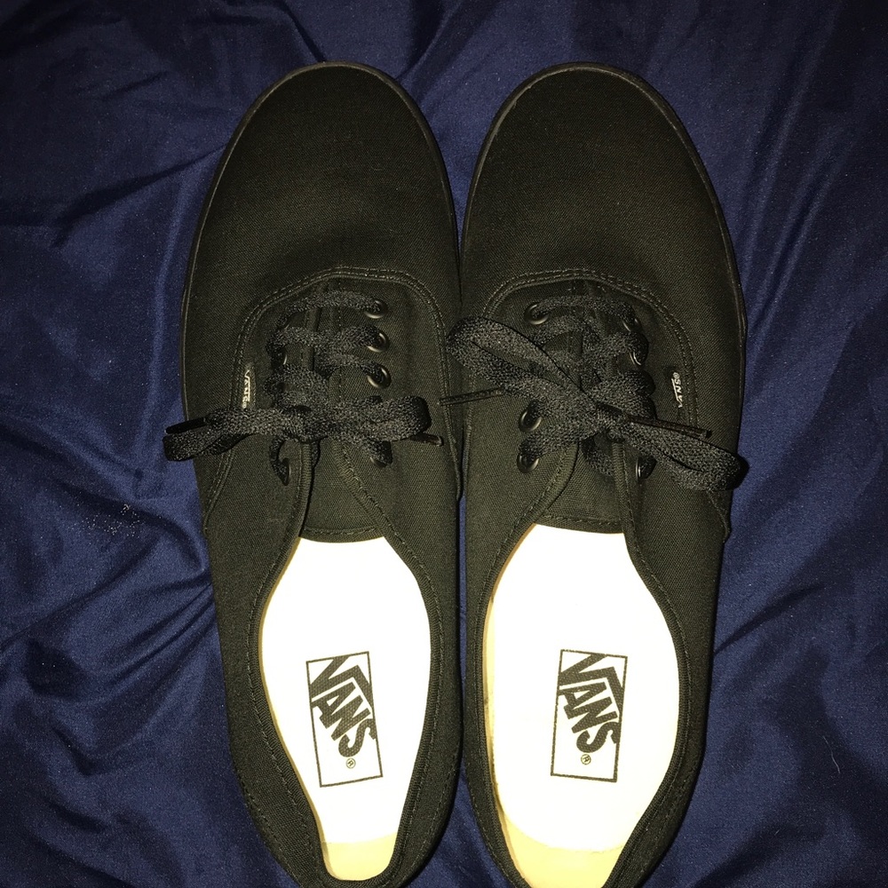 Brand new Vans Authentics Size 13