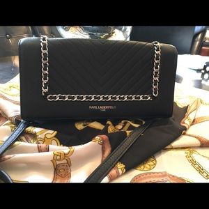 Beautiful KL Crossbody bag✨👜