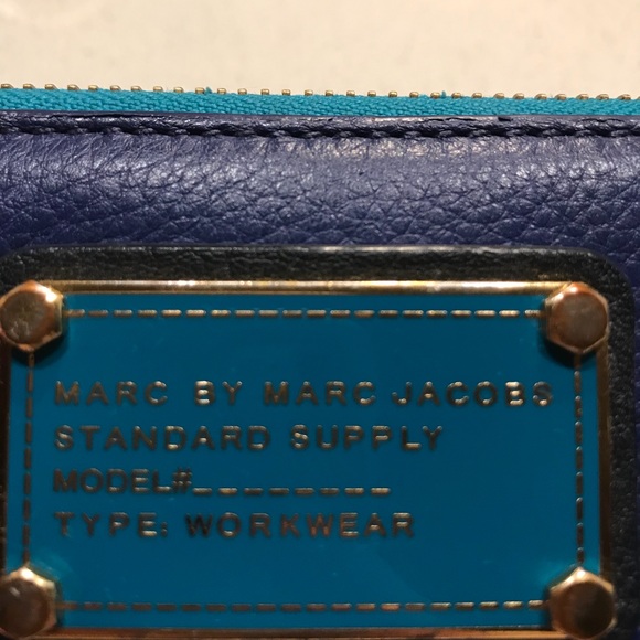 Marc Jacob’s Wallet! - Picture 3 of 6