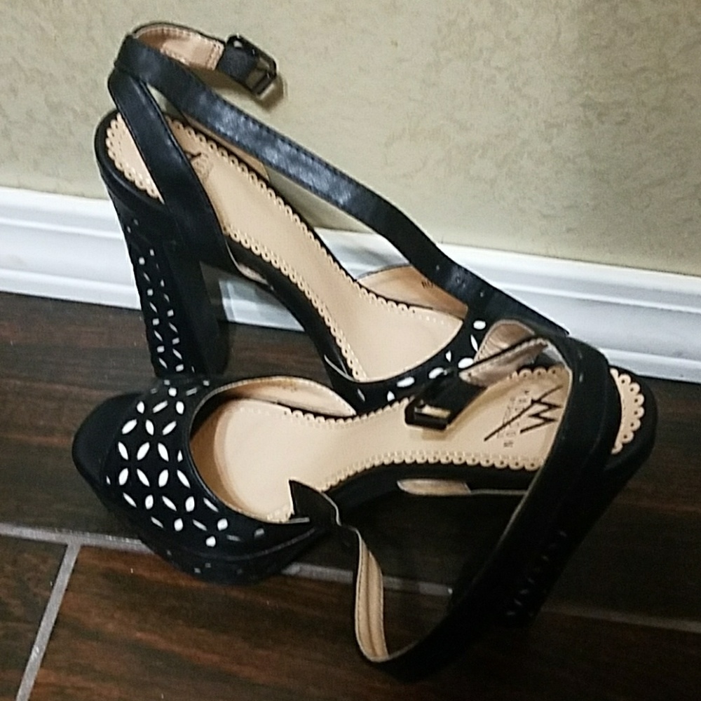 Madison platform heels. Size 7