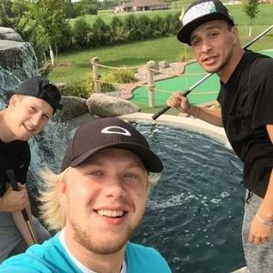 Meet your Posher, Codie