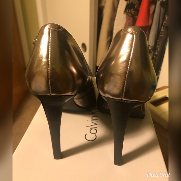 Calvin Klein Brigitte Pointed Toe Pumps - Picture 4 of 6