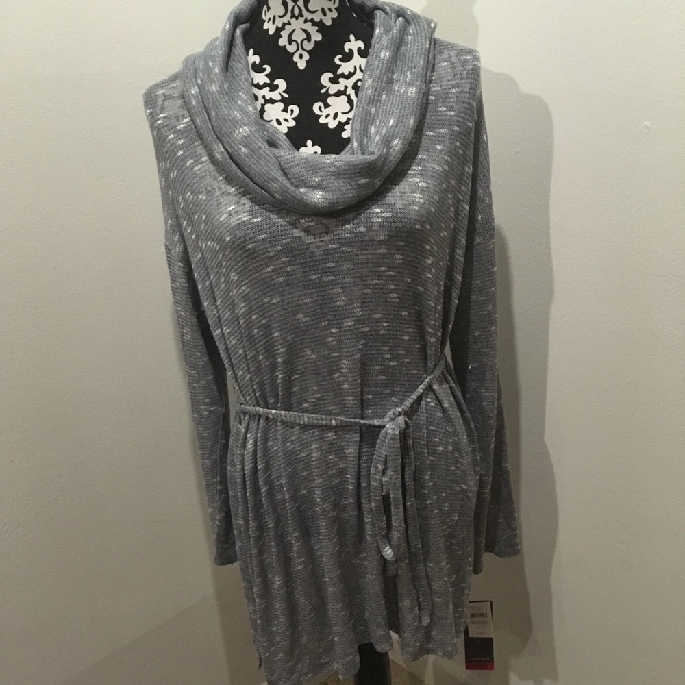 Maternity fashion top