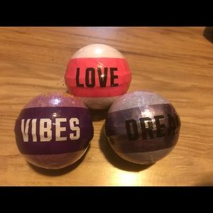 Brand new victoria secret bath bombs