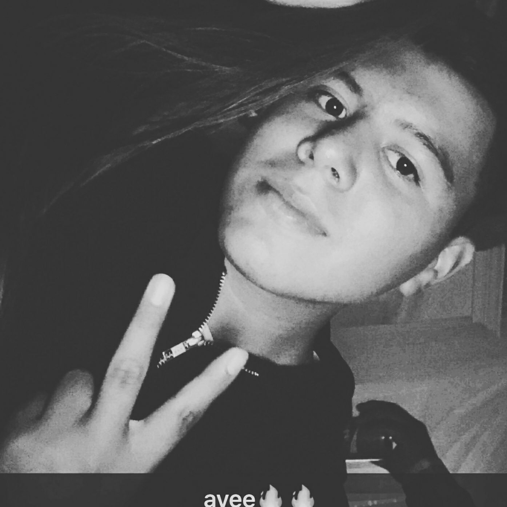 Meet your Posher, Ulises