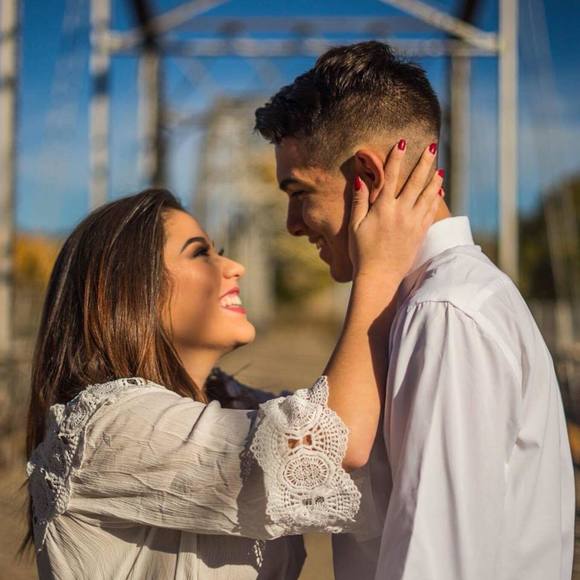 Meet your Posher, Hilery - Picture 1 of 1