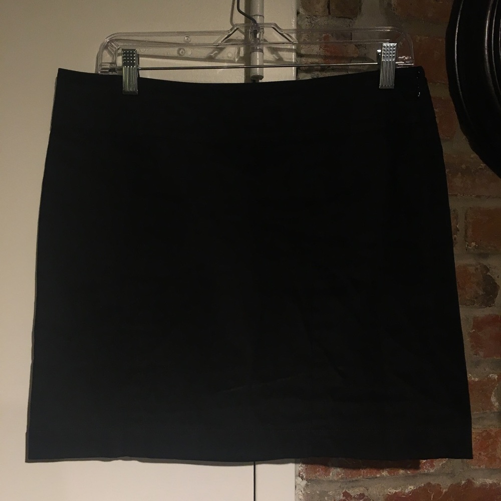 LOFT black pencil skirt PETITE