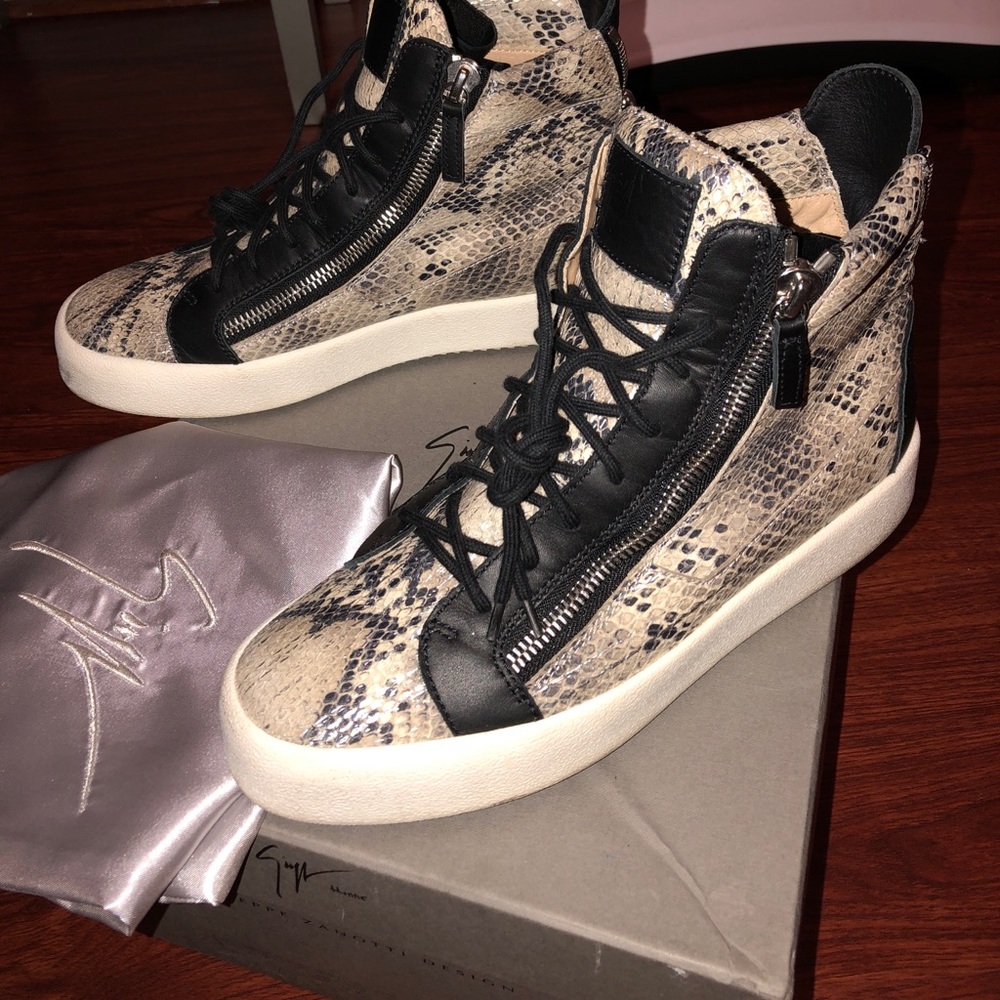 Giuseppe Zanotti Men Python embossed high top shoe