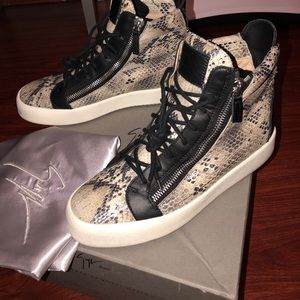 Giuseppe Zanotti Men Python embossed high top shoe
