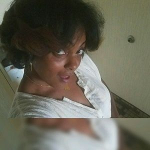 Meet your Posher, Sewit