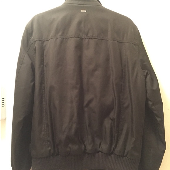 Calvin Klein Ripstop Bomber Jacket. - Picture 5 of 6