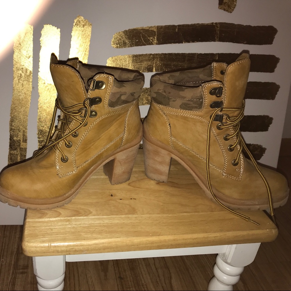 Wedges - Picture 3 of 4