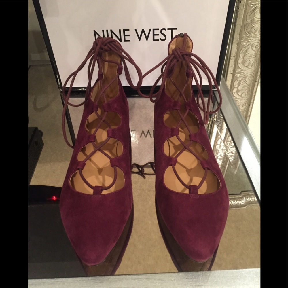 Nine West suede flat