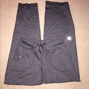 Lululemon athletica yoga pants