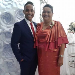 Meet your Posher, Quiesto