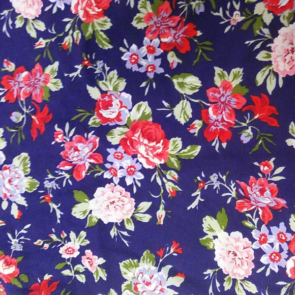 Truly Madly Deeply Floral Pencil Skirt XS - Picture 2 of 4