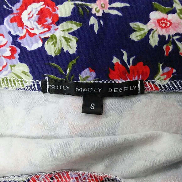 Truly Madly Deeply Floral Pencil Skirt XS - Picture 3 of 4