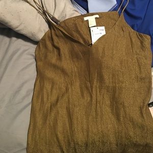 Tank top new. (Price negotiable)