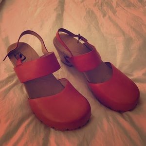 SALE!!!! Dansko Thea sandals, Size 40