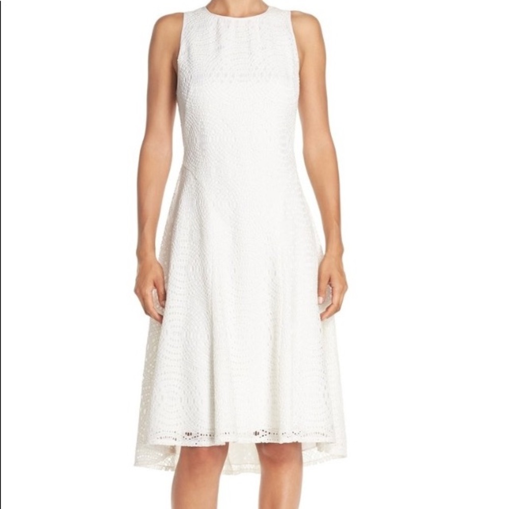 🎀NWT Maggy London Little White Lace Dress🎀