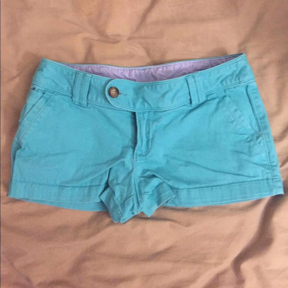 Mint Green Short-Shorts