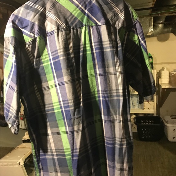 Snap buttons short sleeve brightly colored shirt - Picture 3 of 3