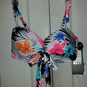 Coco Reef 5-way convertible bikini top 36-38DD