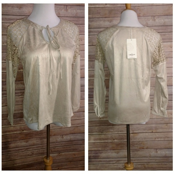 Crocheted Shoulder - Long Sleeve - Picture 3 of 8