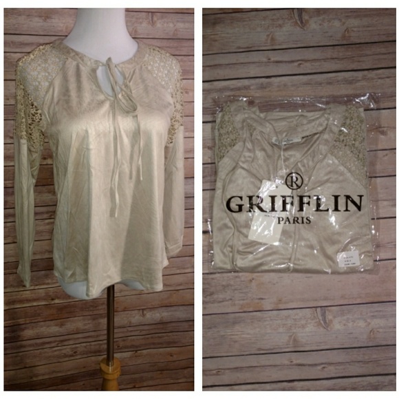 Crocheted Shoulder - Long Sleeve - Picture 5 of 8