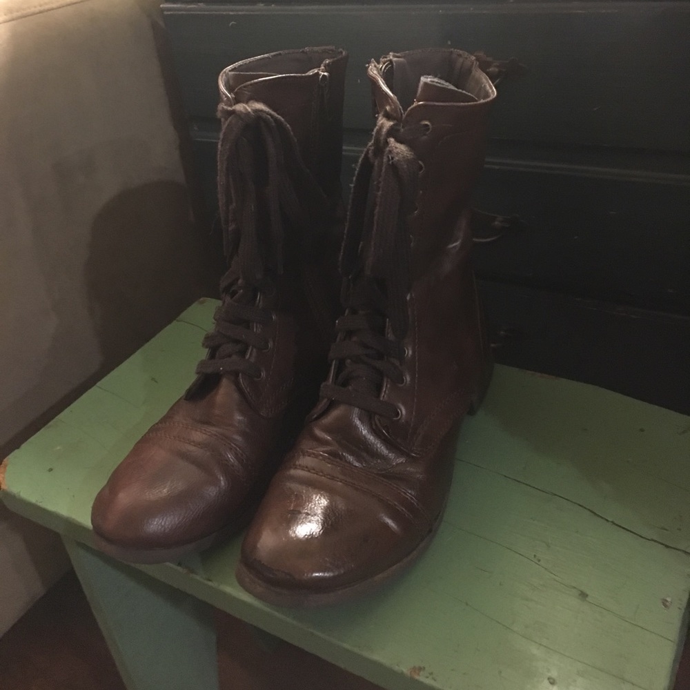 Mossimo Boots