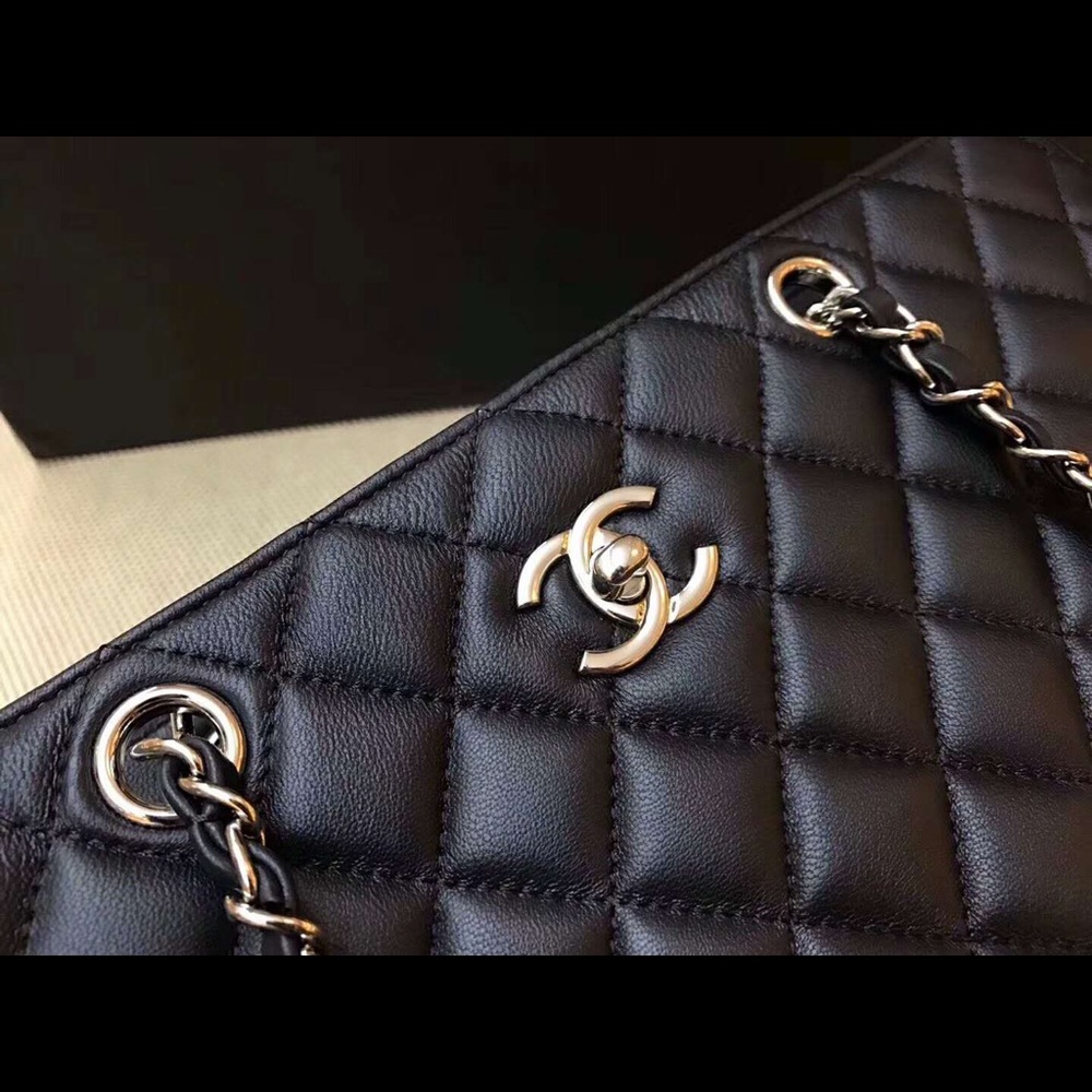 Genuine leather tote