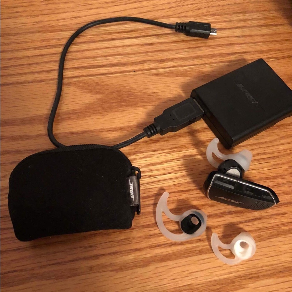 Bose Bluetooth ear piece