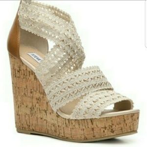 Steve Madden Elston Wedge sz 9